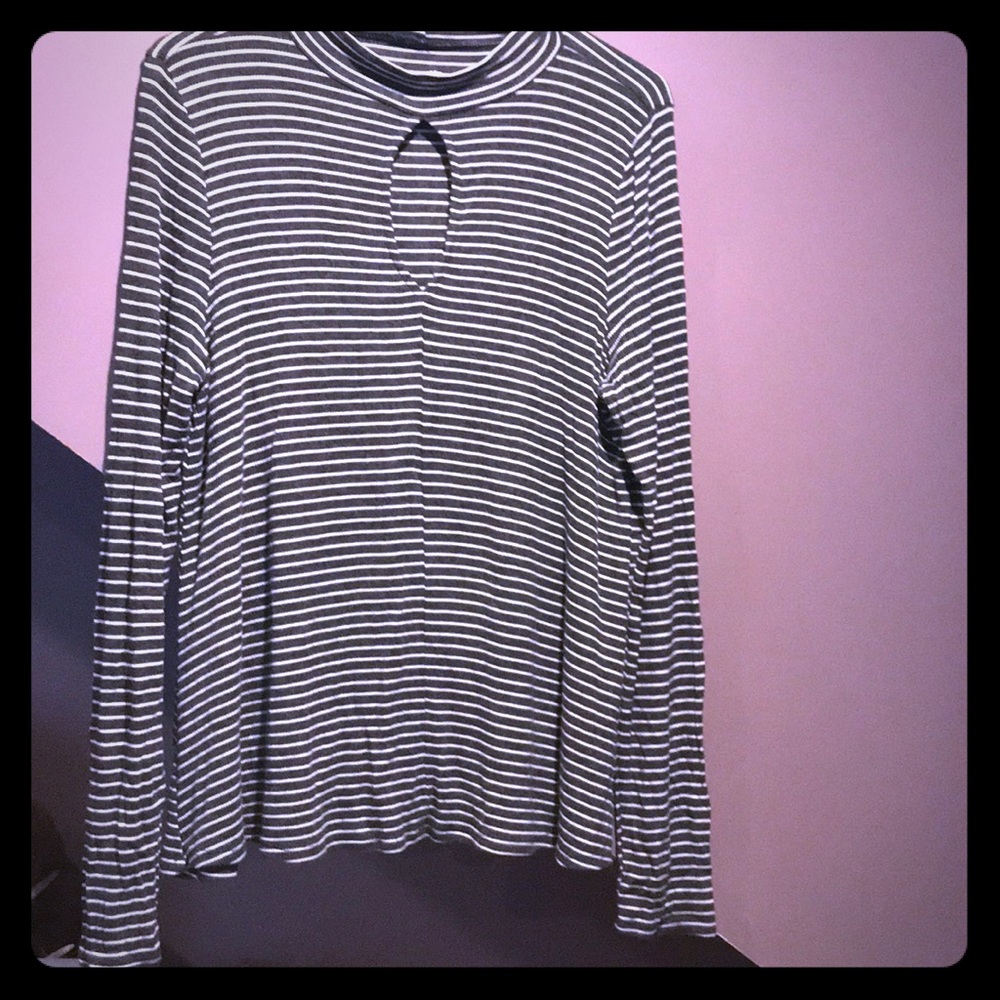 Comfortable long-sleeve tee